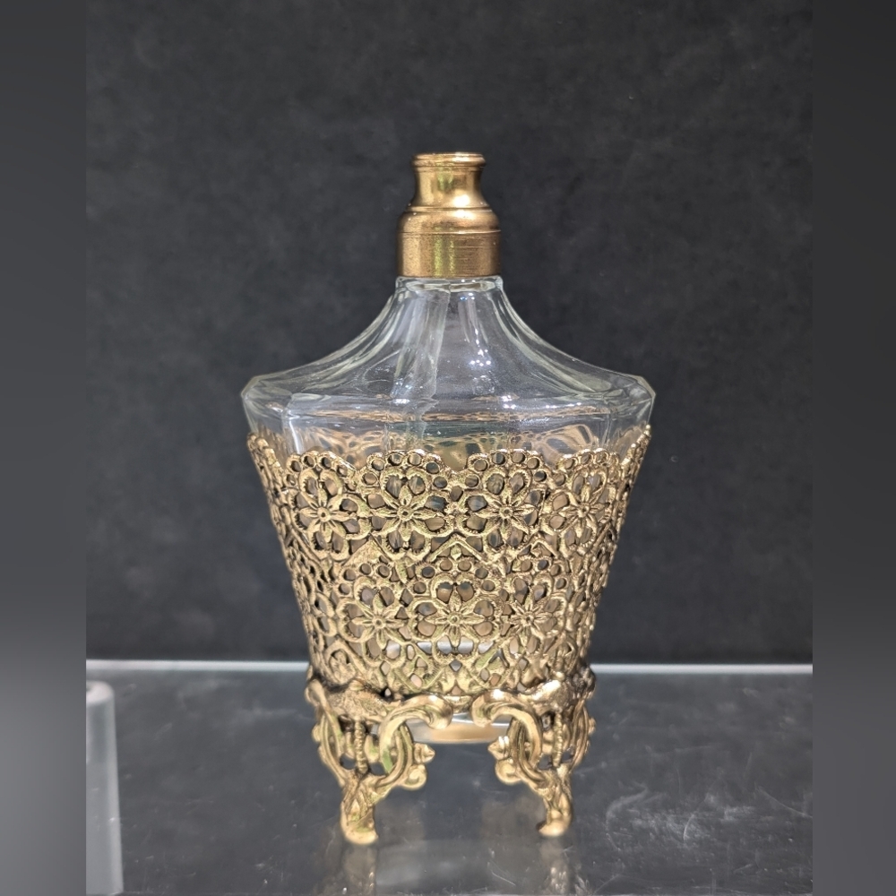 Ornate Vintage 24K Gold Plated Ormolu Filigree Vanity Perfume Bottle Glass Daube